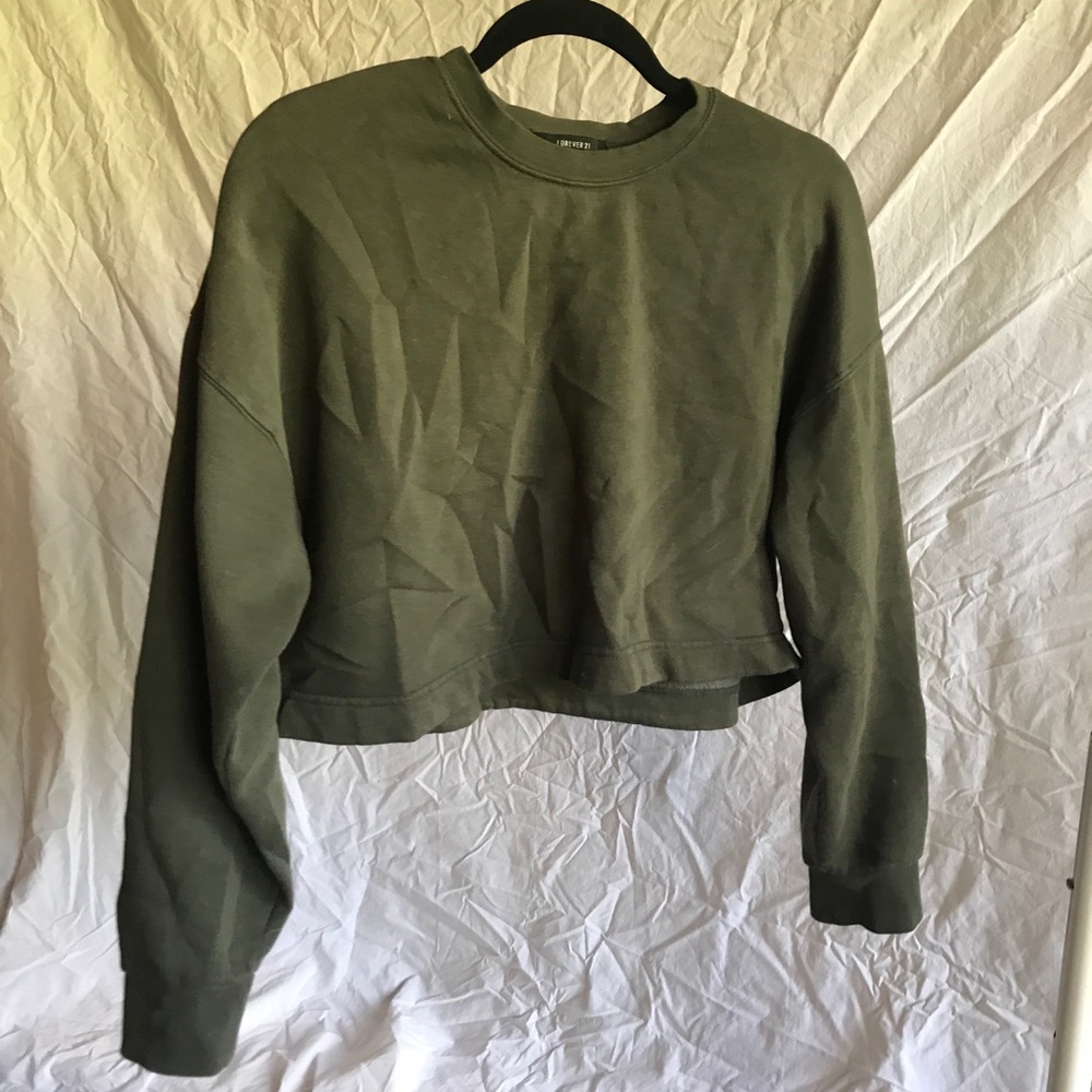 FOREVER21 cropped crewneck sweatshirt
